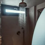 Kaseas Boutique * ירולימין