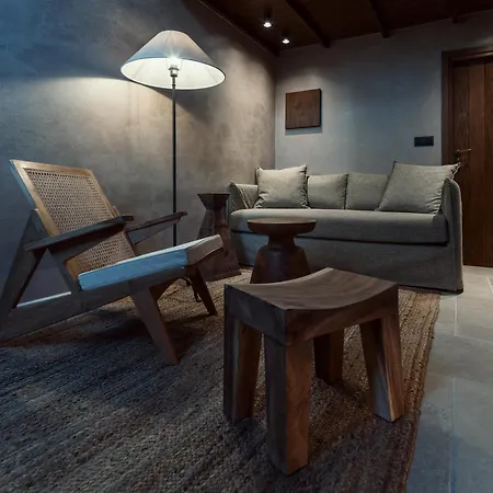 Kaseas Boutique * Yerolimin