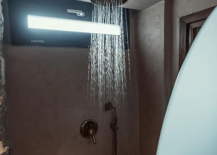 Kaseas Boutique * Yerolimin